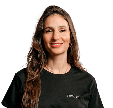 Lucía Oyaga Chief Marketing Officer